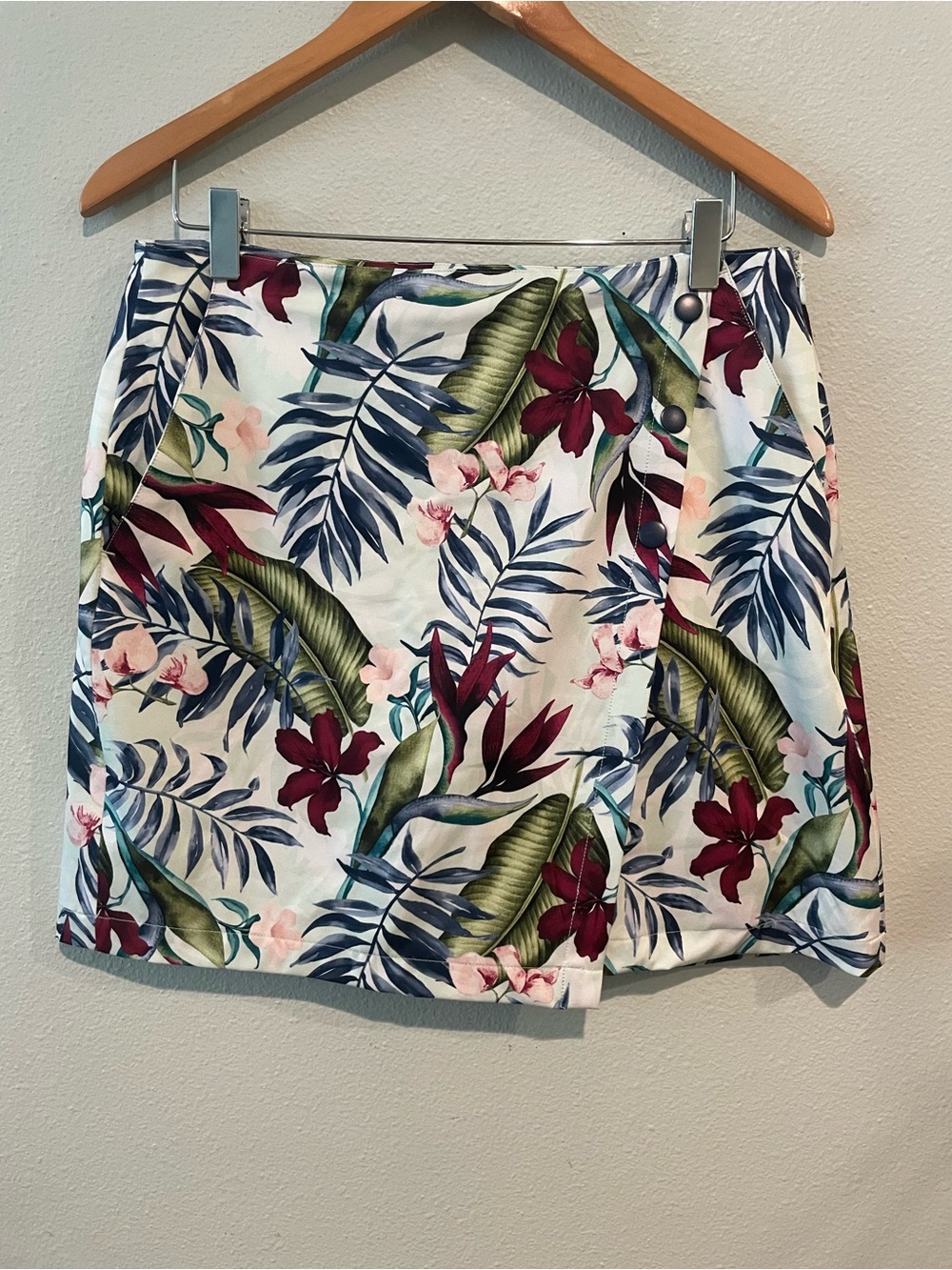 Lady Hagen Floral Print Skort in White, Green, Blue